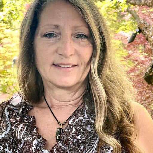 Jeanette Ricci, Certified Crystal Healer